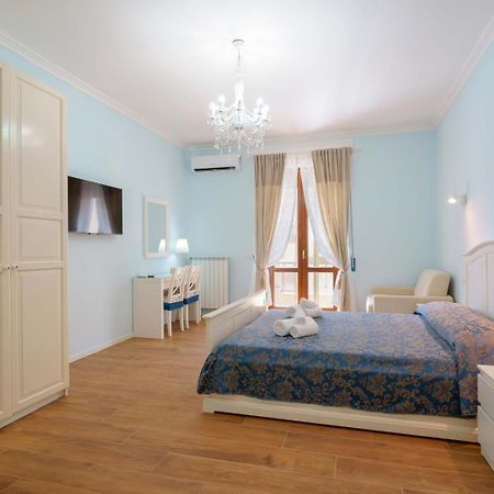 Al Teatro Lirico Hotel Cagliari Ngoại thất bức ảnh