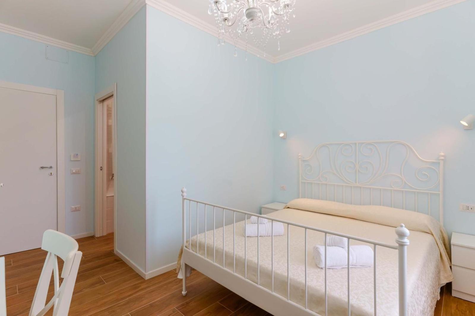 Al Teatro Lirico Hotel Cagliari Ngoại thất bức ảnh