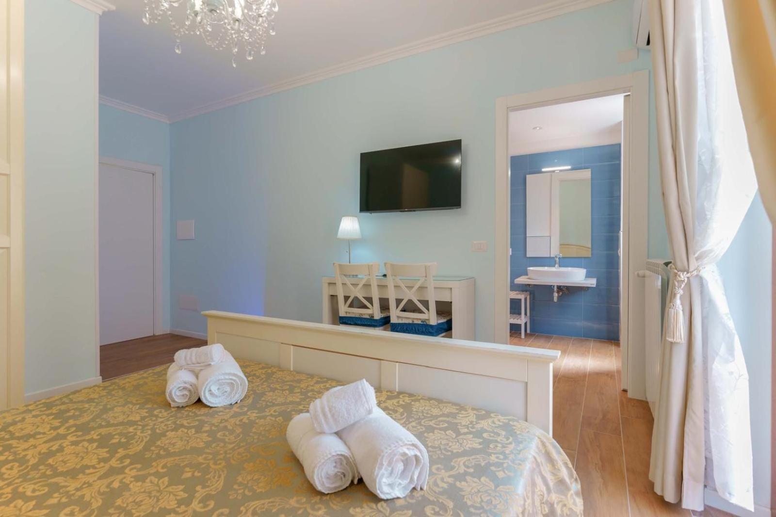 Al Teatro Lirico Hotel Cagliari Ngoại thất bức ảnh
